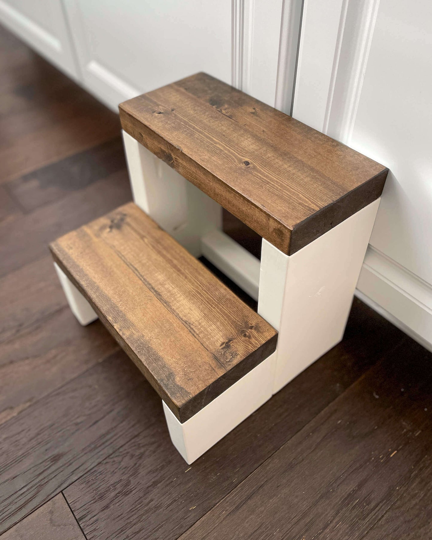 Large Two Step in Lion White Paint and Special Walnut Stain