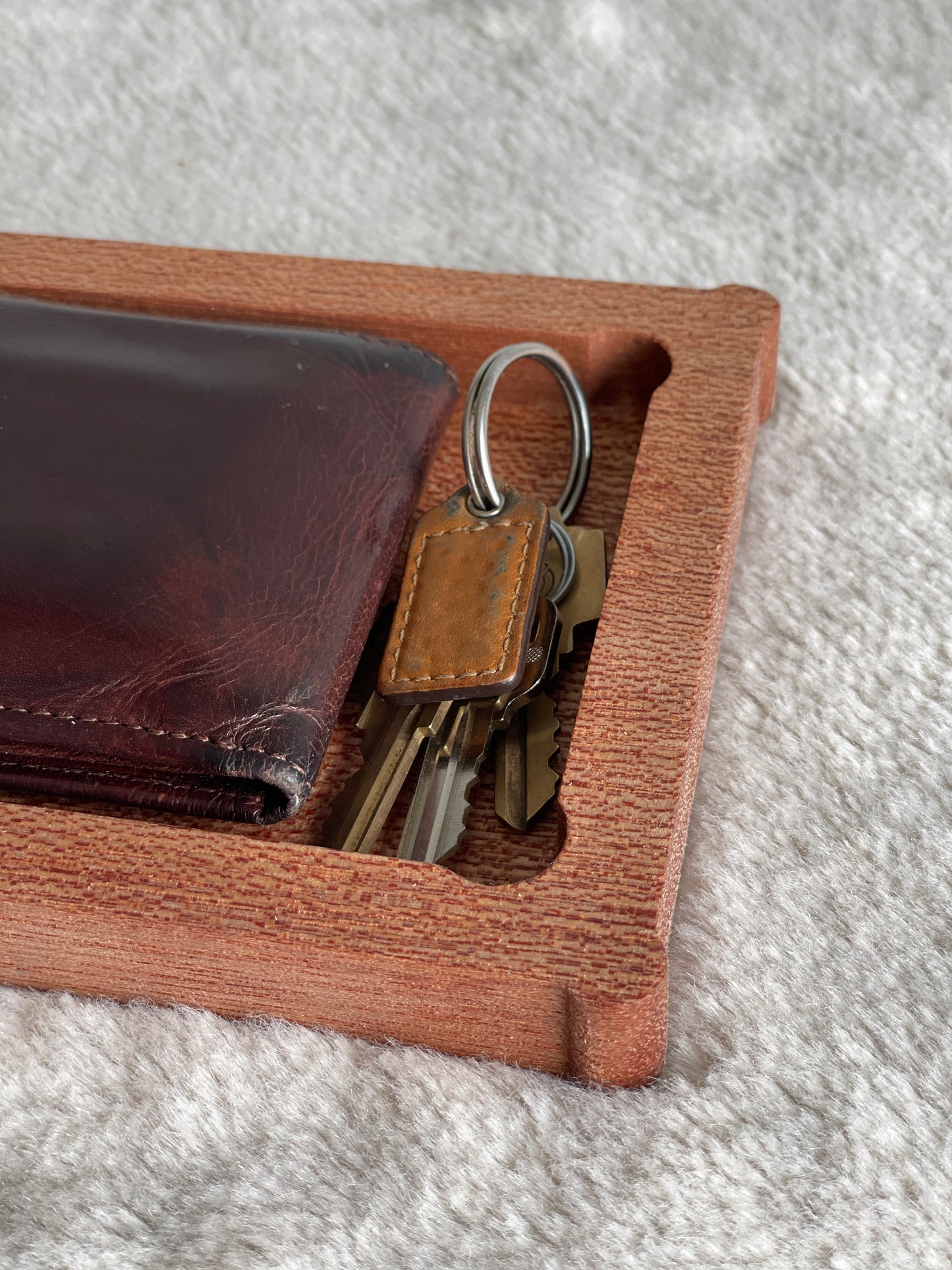 Dogbone Corner Tray