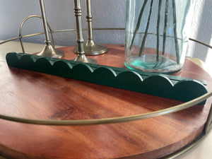 Scalloped Edge Card Display