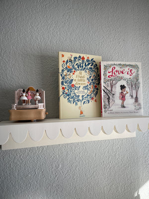 Scalloped Shelf