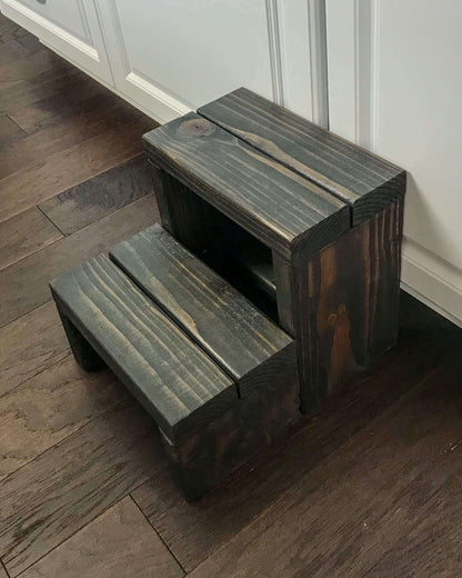 Large Split Step in Ebony Stain